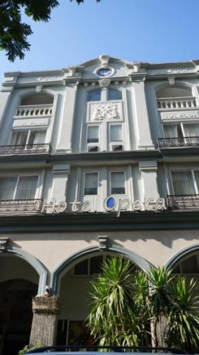 Opera Hotel